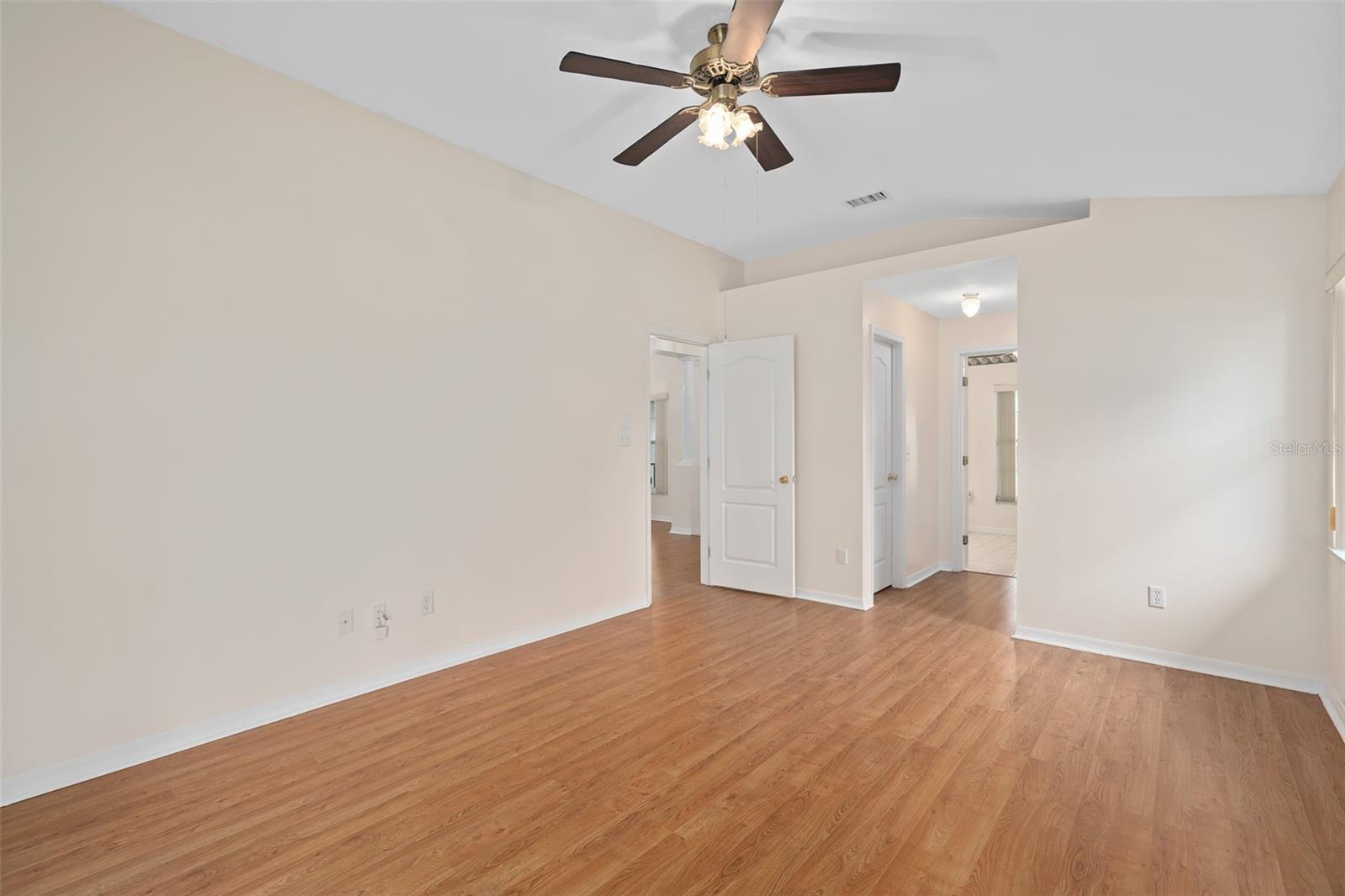 Image 40 of 49 For 11648 Grand Bay Boulevard