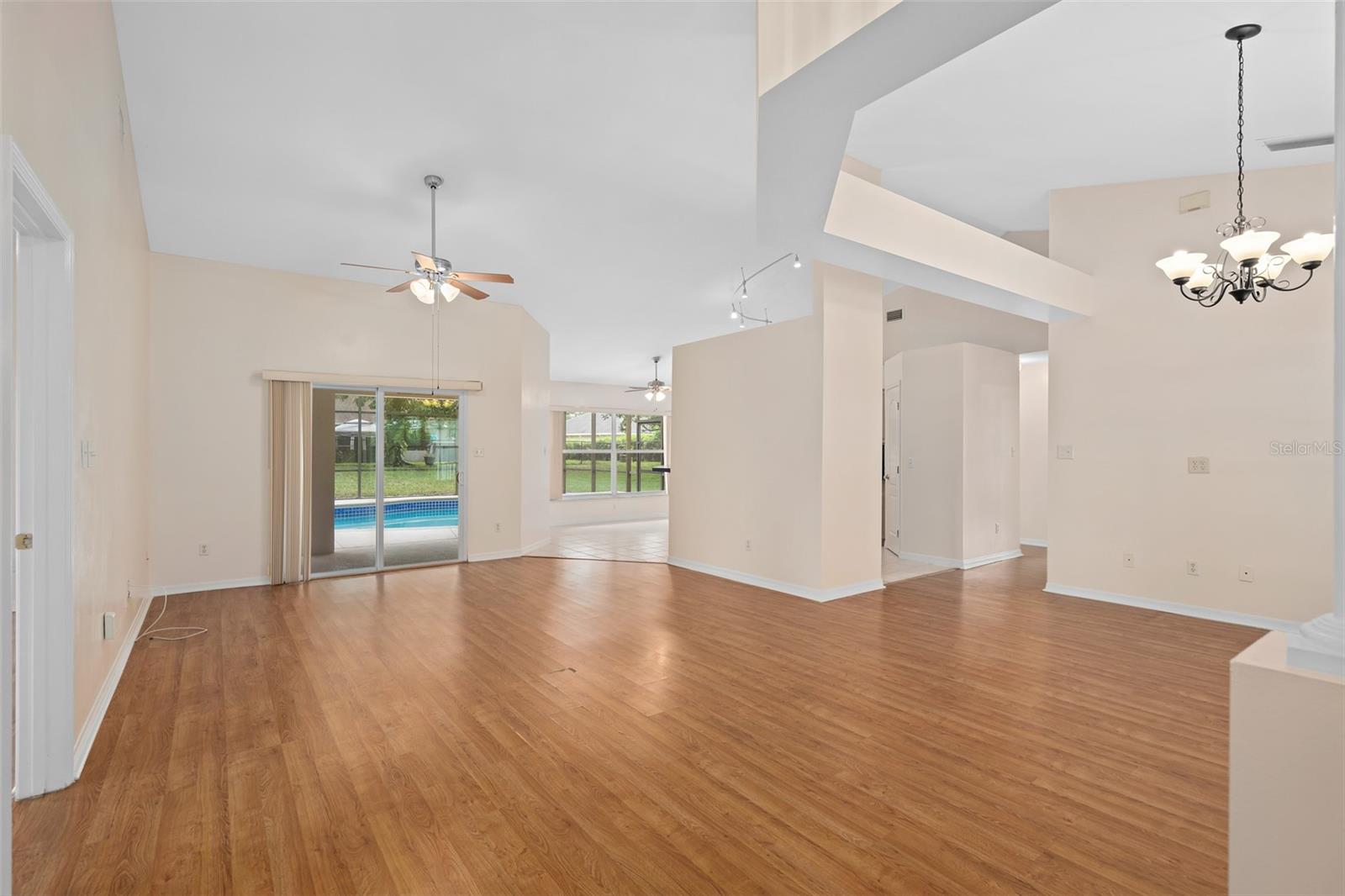 Image 7 of 49 For 11648 Grand Bay Boulevard
