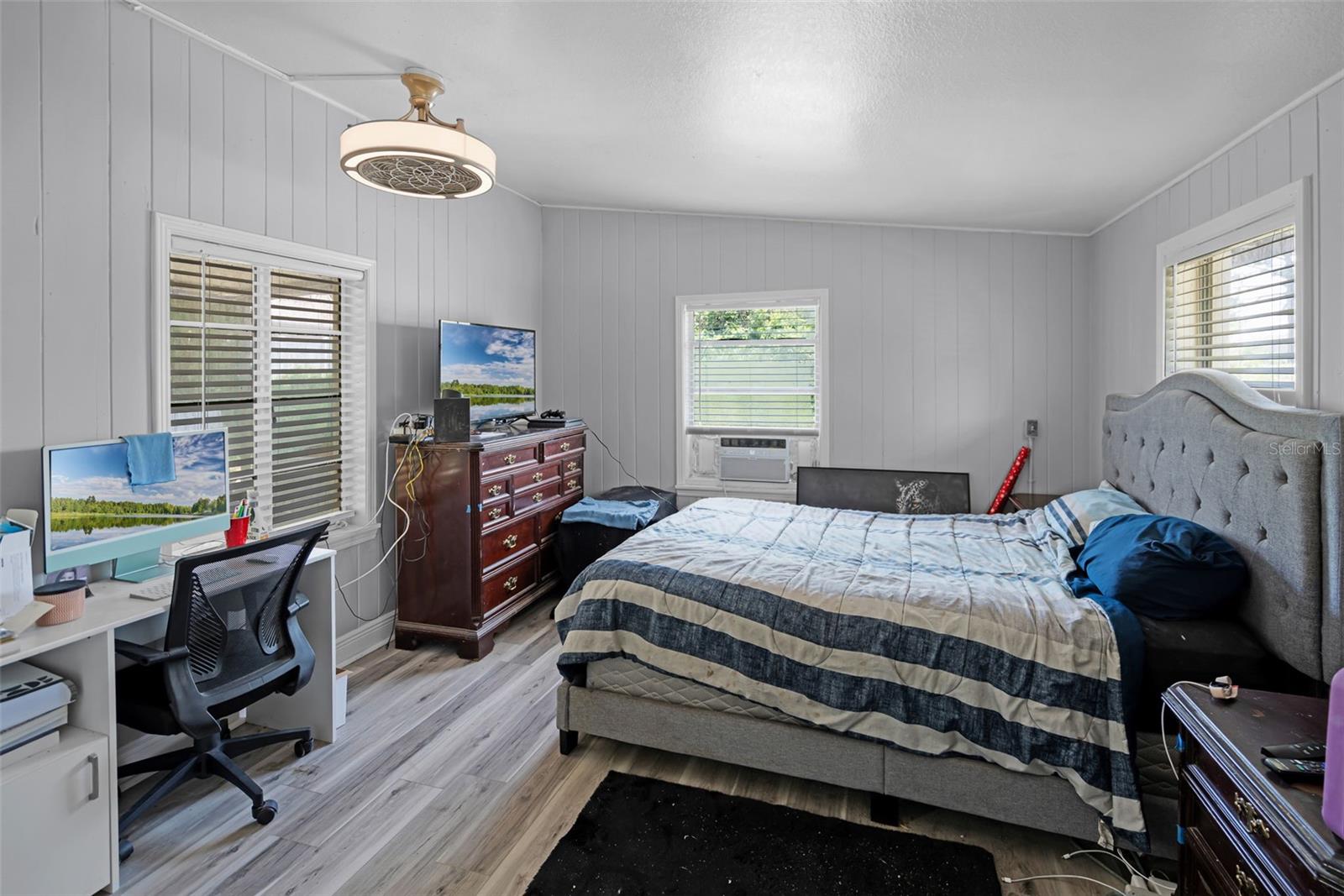 Image 49 of 59 For 5671 Cypress Gardens Road
