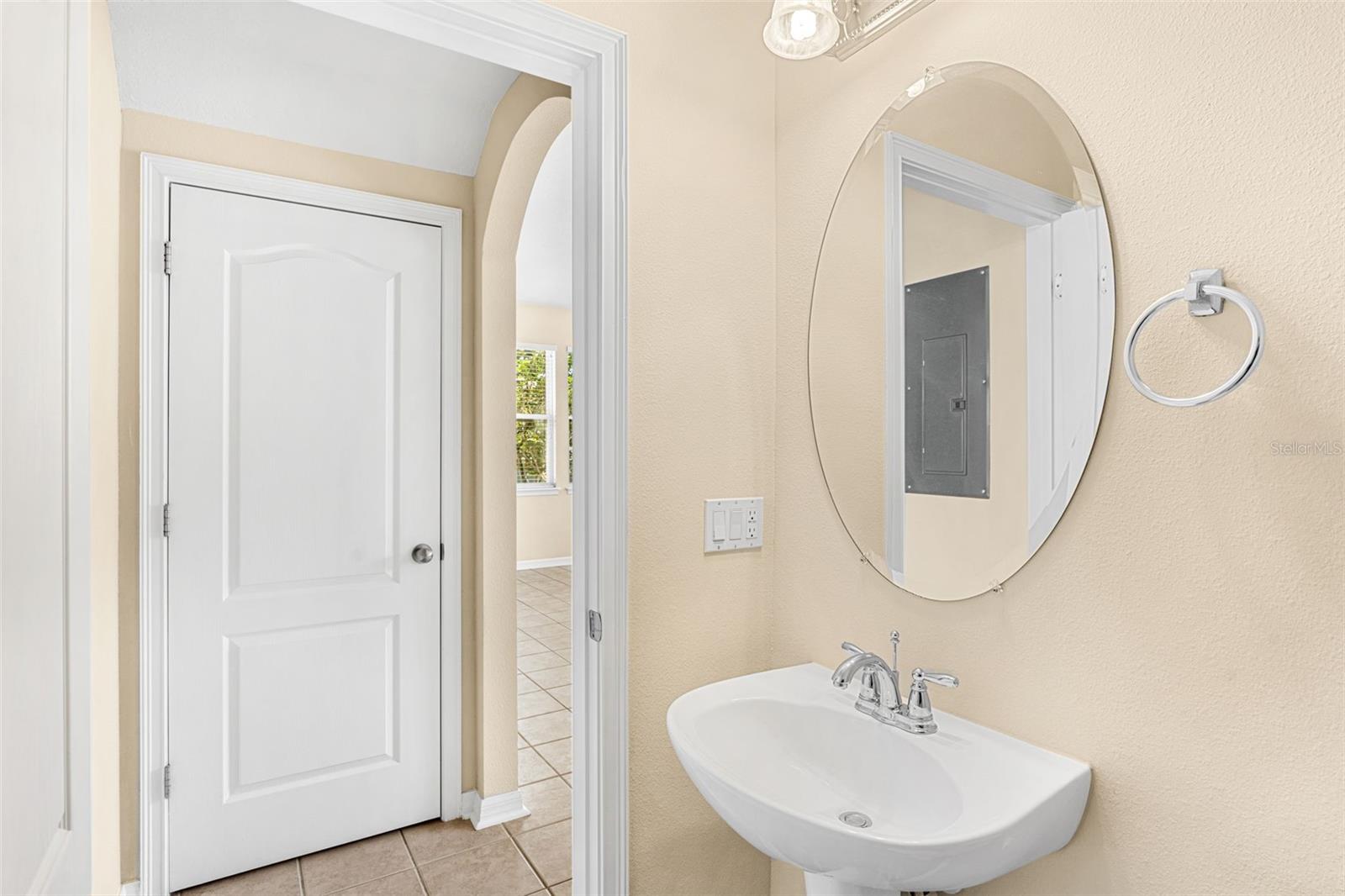 Image 13 of 29 For 12963 Garridan Avenue