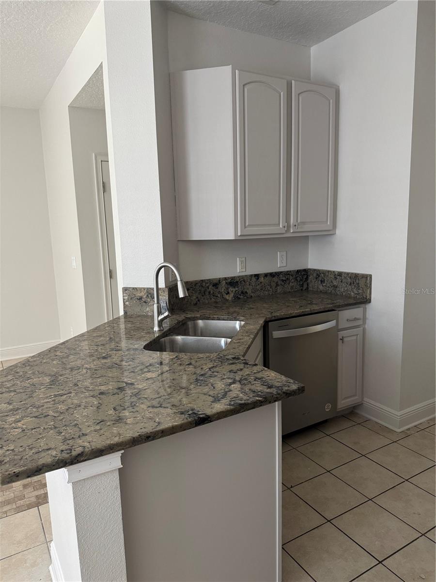 Image 6 of 22 For 12976 Borland Street