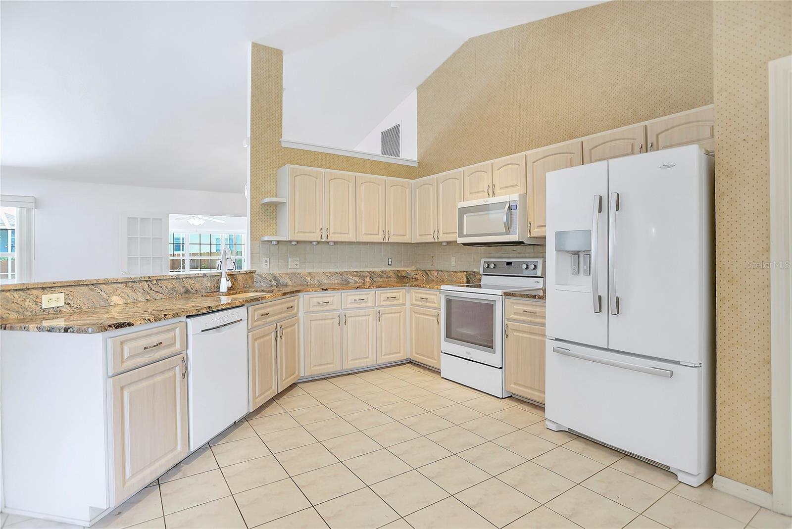 Image 7 of 36 For 5382 84th Place
