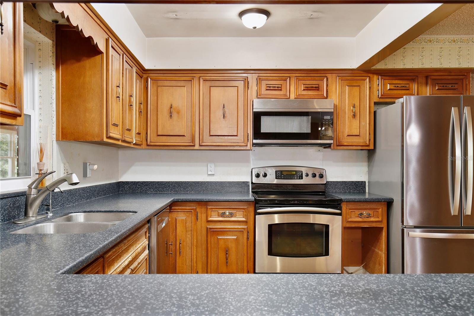 Image 10 of 68 For 4802 Anton Avenue