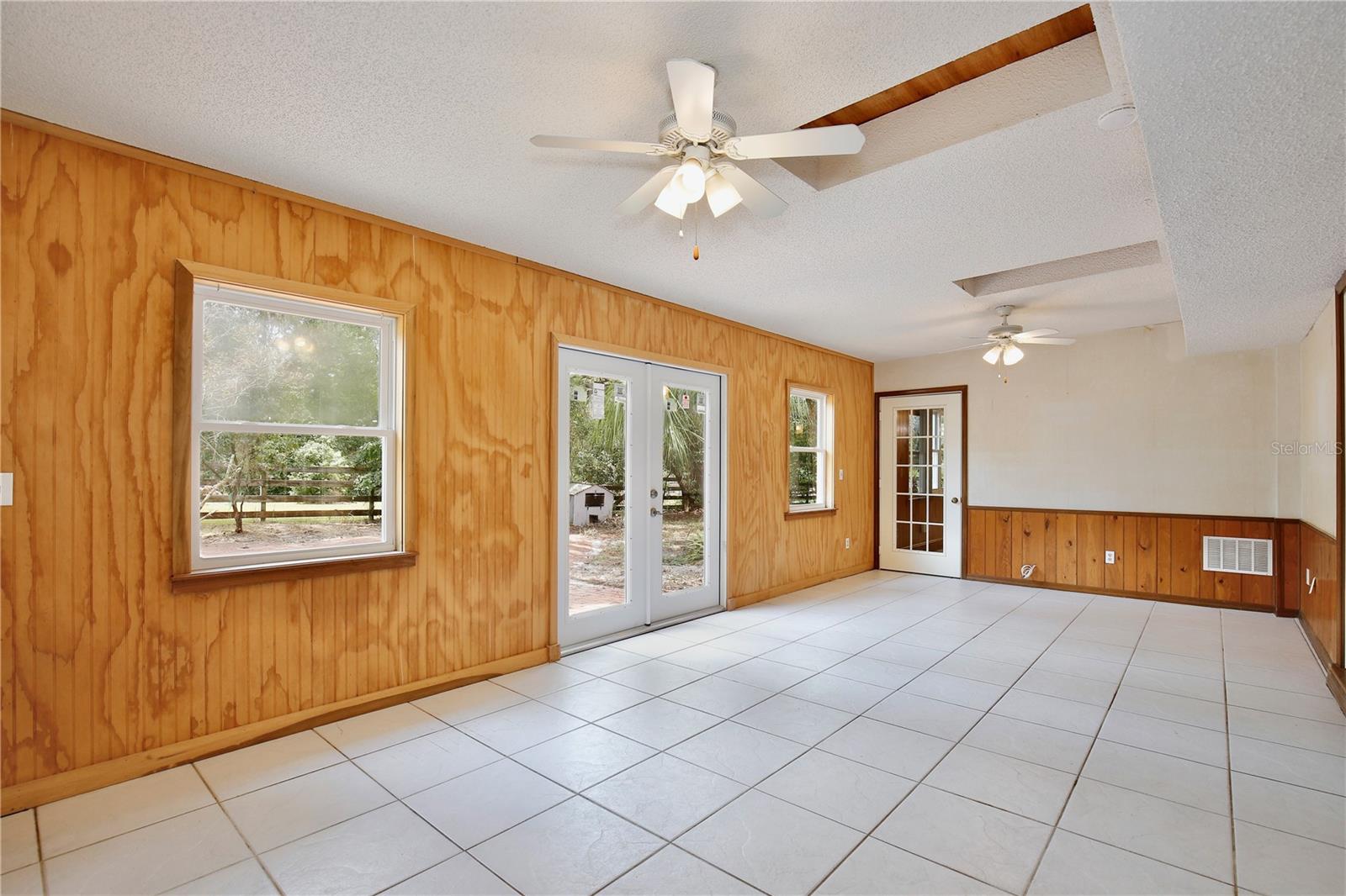 Image 15 of 68 For 4802 Anton Avenue