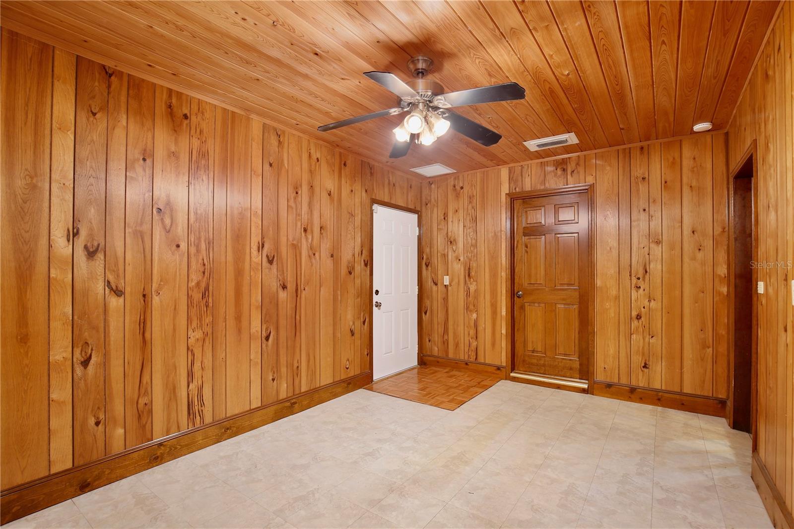 Image 19 of 68 For 4802 Anton Avenue
