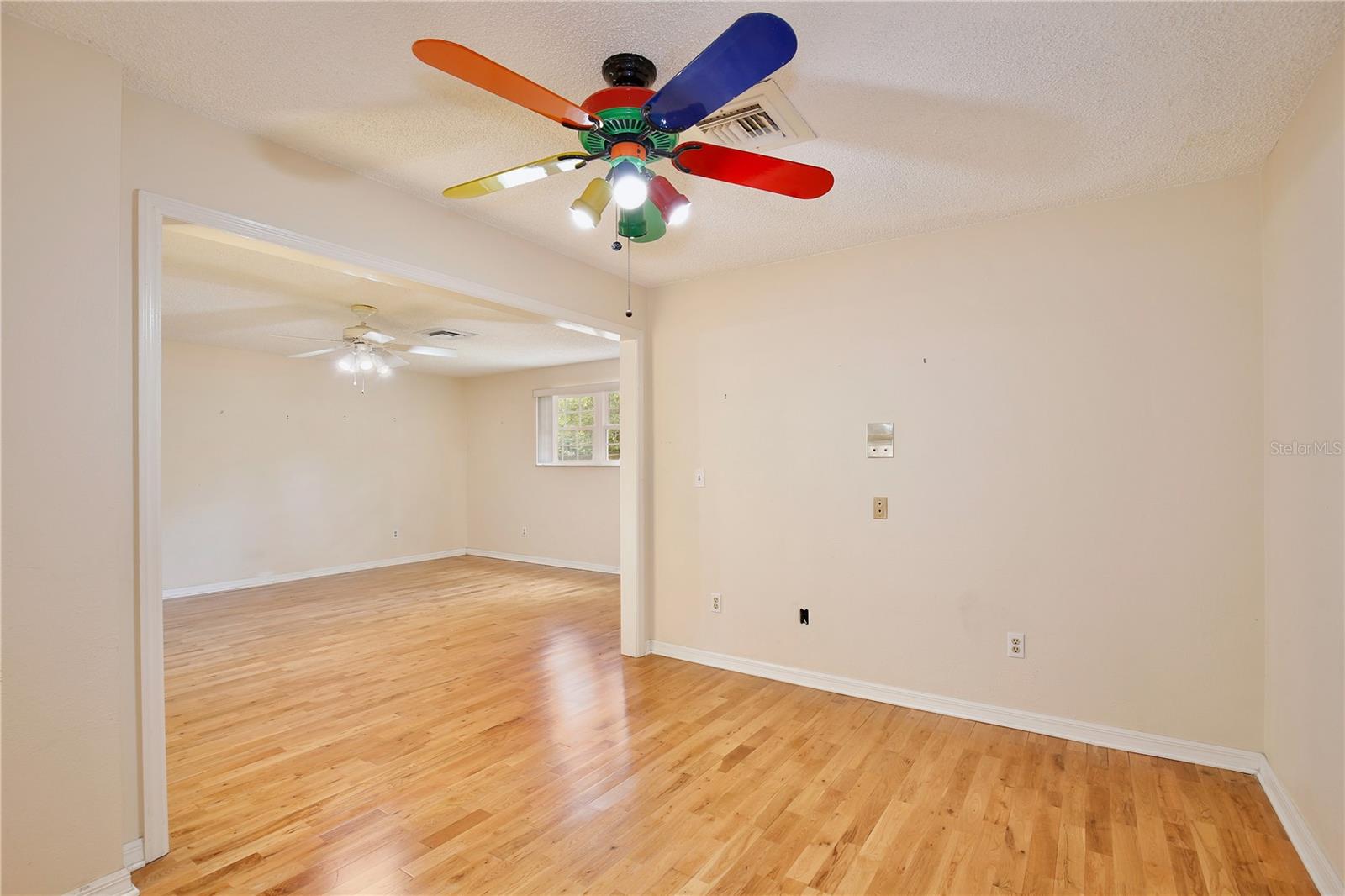 Image 20 of 68 For 4802 Anton Avenue