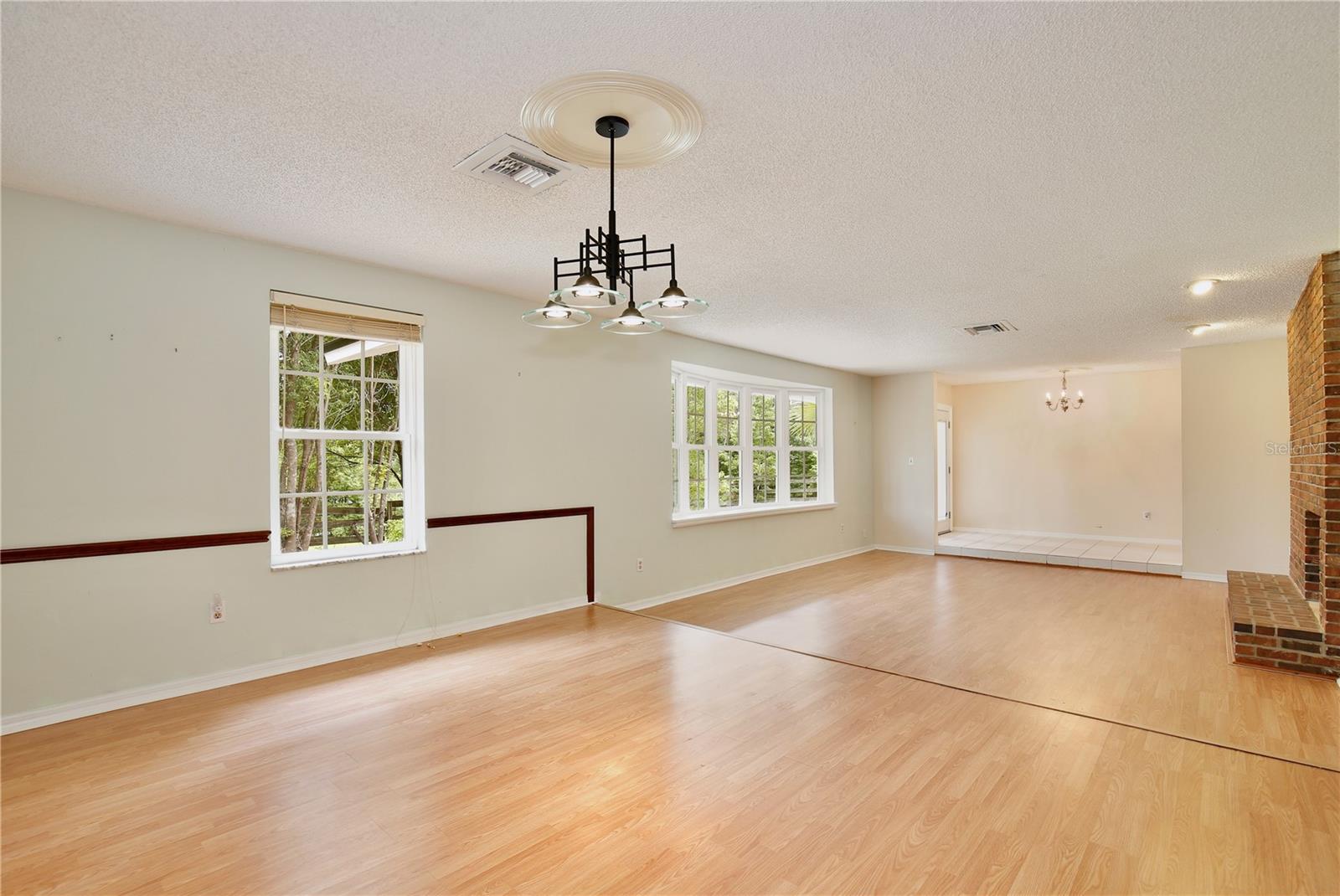 Image 8 of 68 For 4802 Anton Avenue