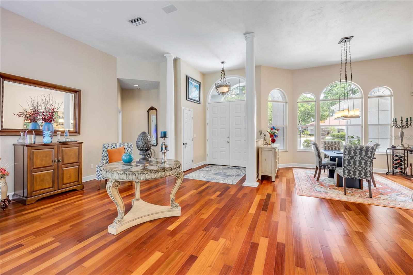 Image 5 of 39 For 6 Laurel Oak Place
