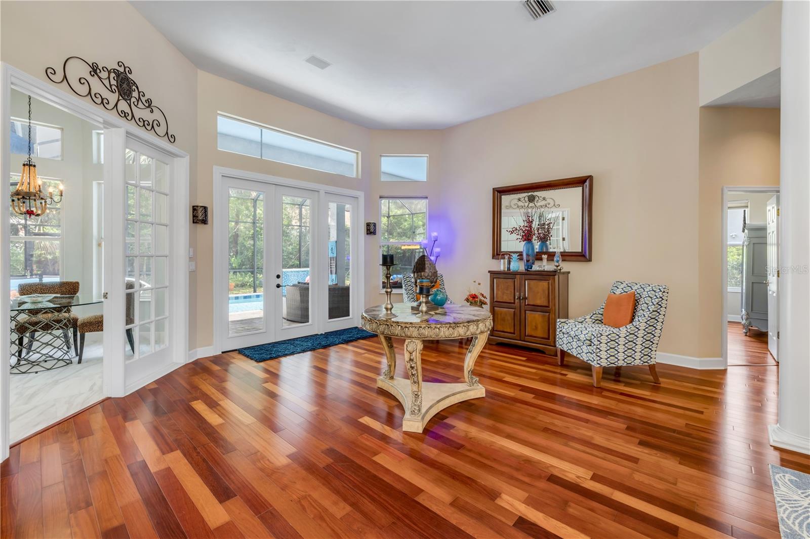 Image 6 of 39 For 6 Laurel Oak Place