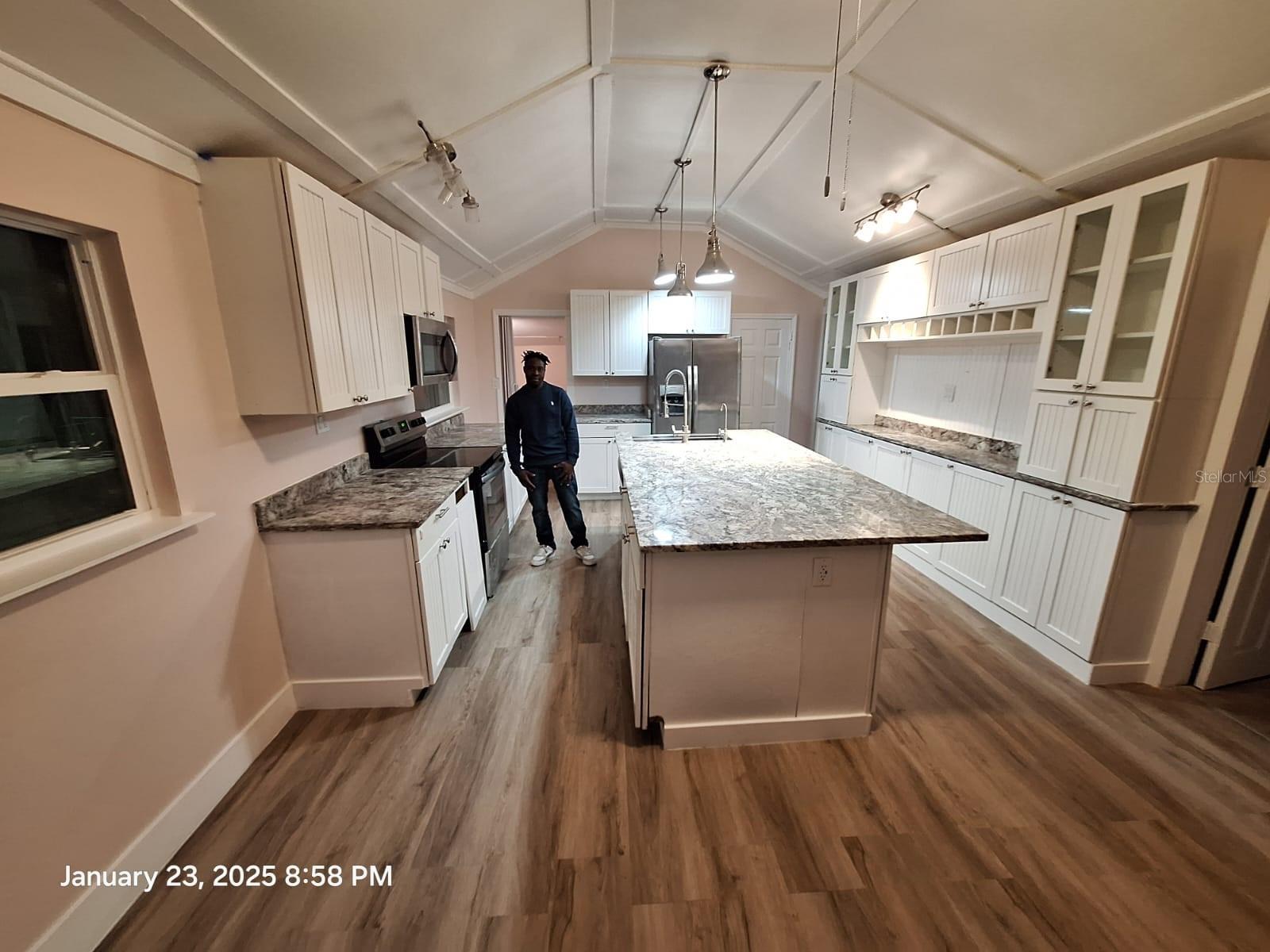 Image 4 of 29 For 6505 Oelsner Street