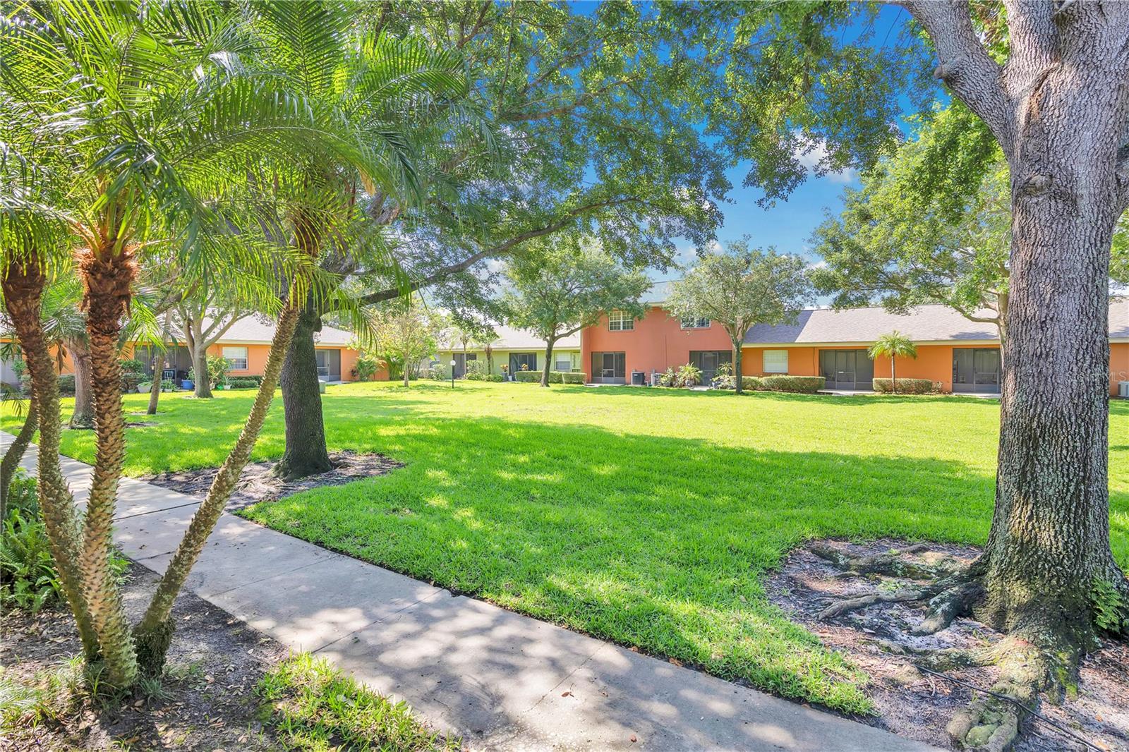 Image 26 of 32 For 4952 Tangerine Ave  4952