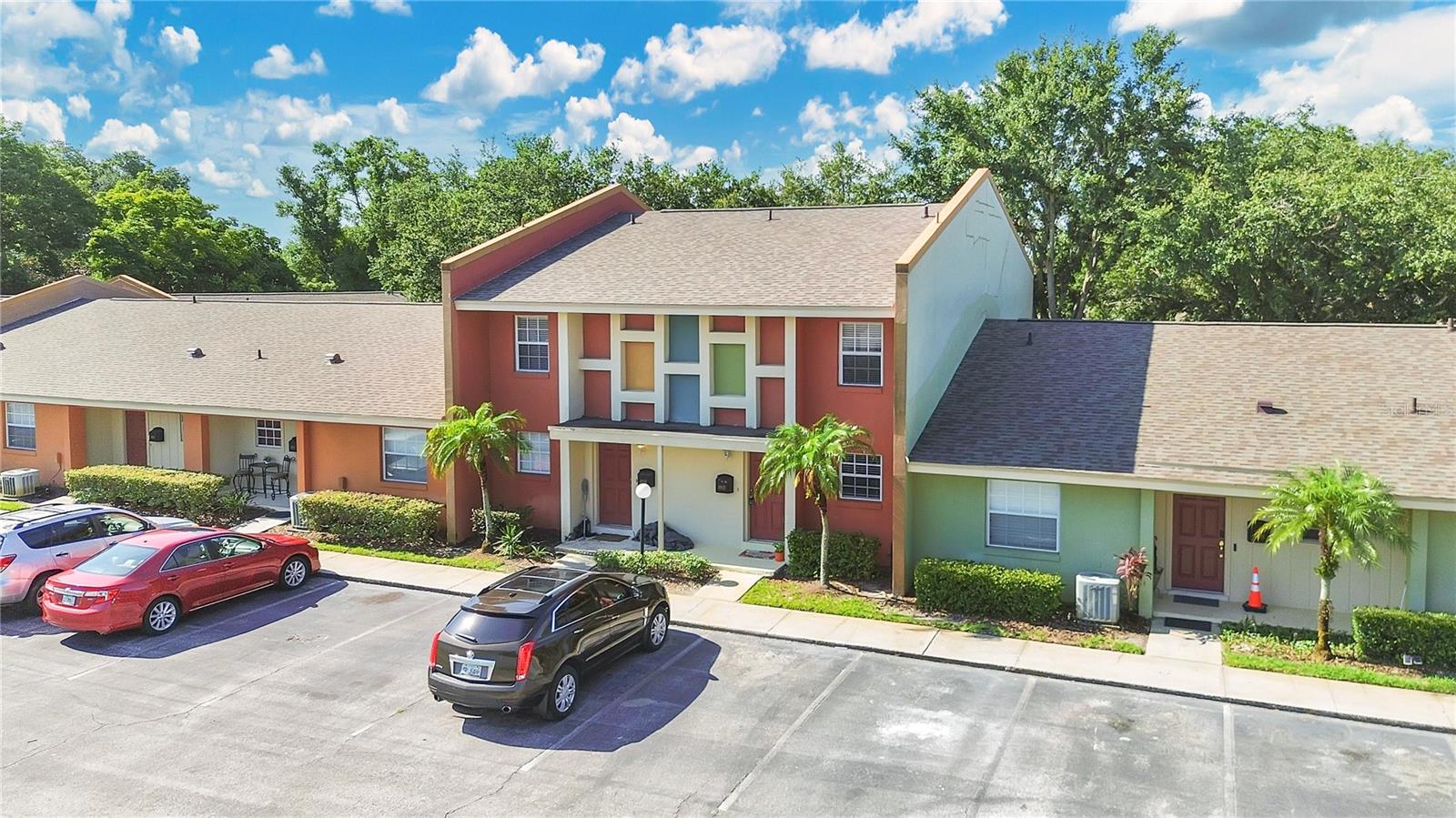 Image 4 of 32 For 4952 Tangerine Ave  4952