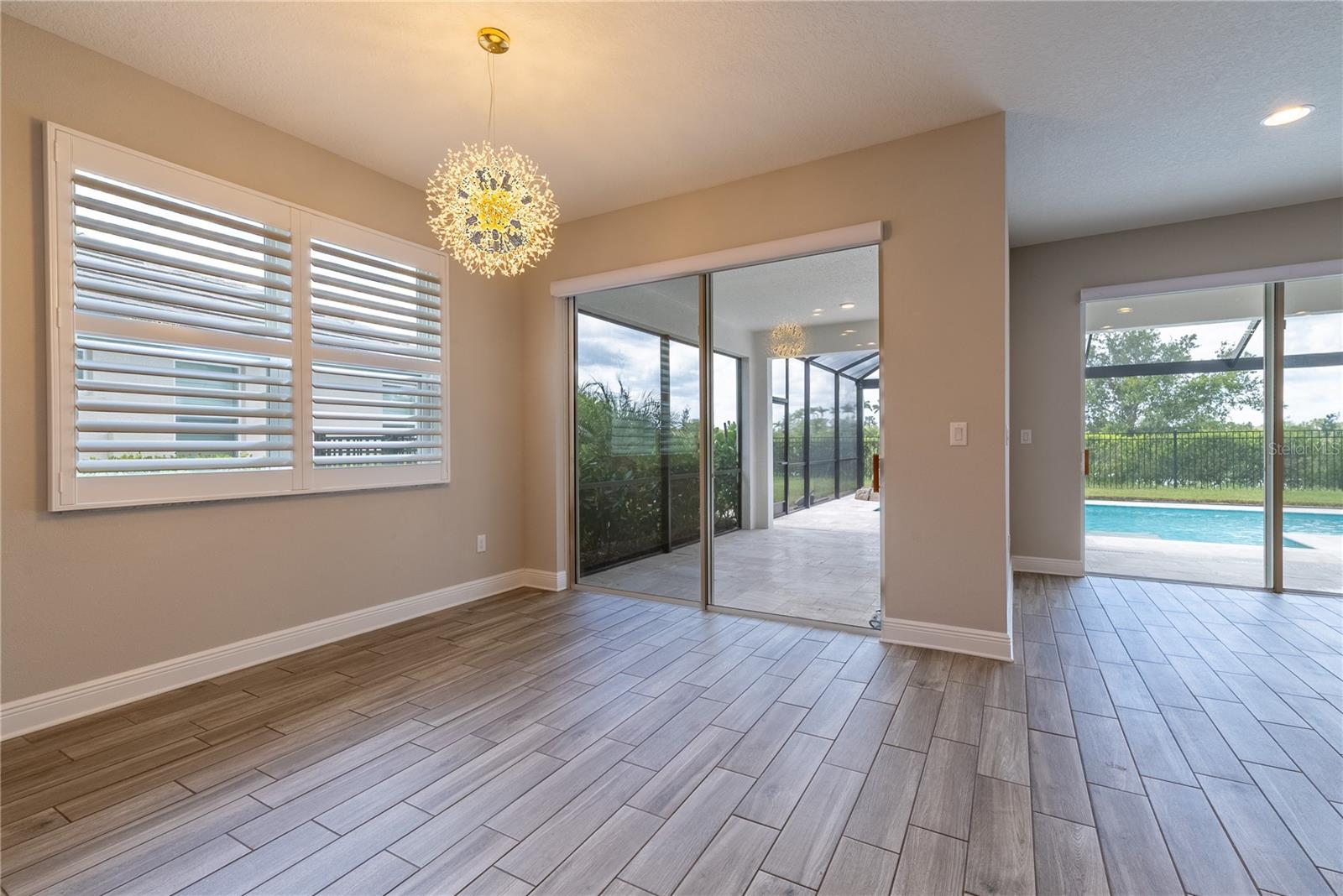 Image 18 of 72 For 4861 Antrim Drive