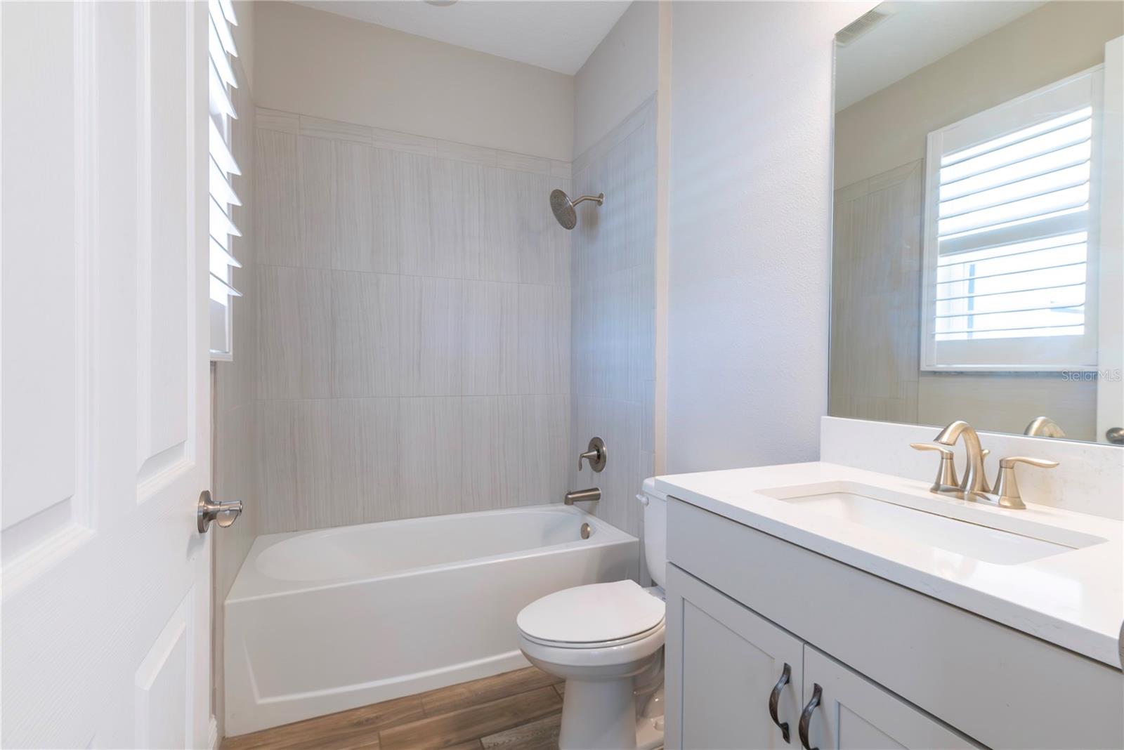 Image 22 of 72 For 4861 Antrim Drive