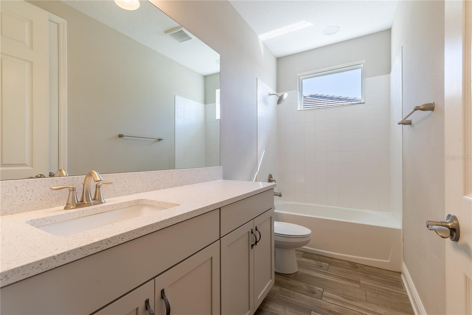 Image 40 of 72 For 4861 Antrim Drive