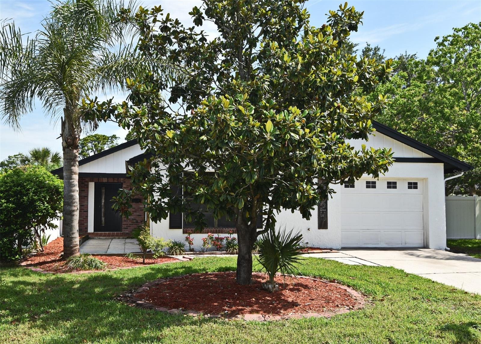 Image 2 of 63 For 2524 Shadybranch Drive