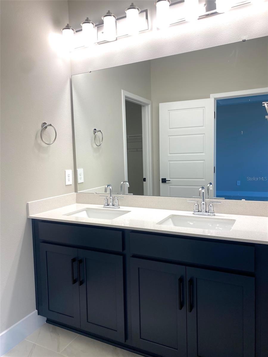 Image 10 of 12 For 16454 Silver Brook Way