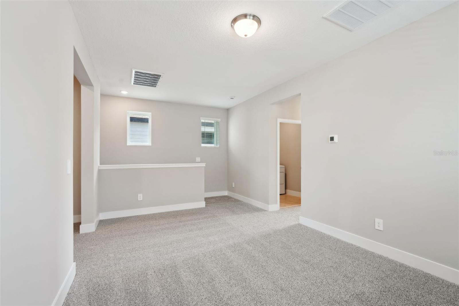 Image 15 of 30 For 16454 Silver Brook Way
