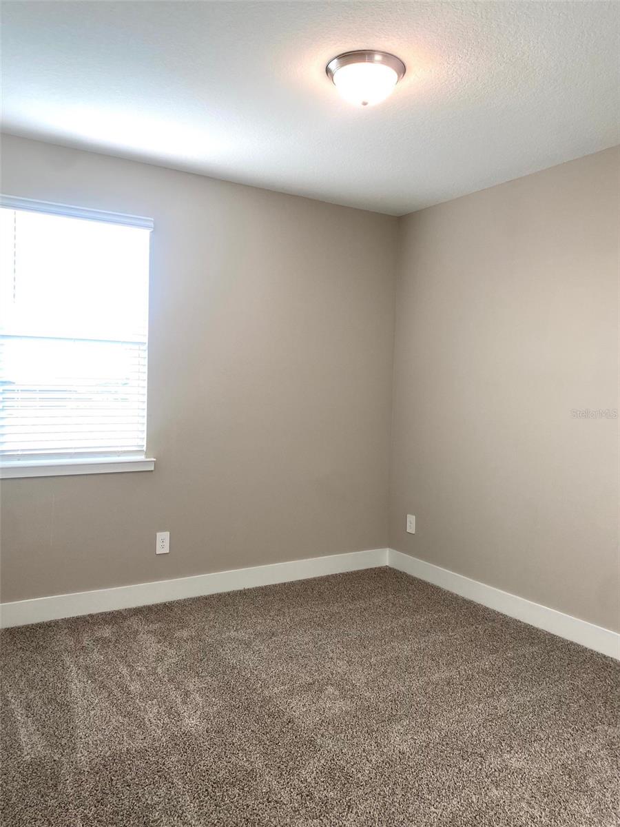 Image 8 of 12 For 16454 Silver Brook Way