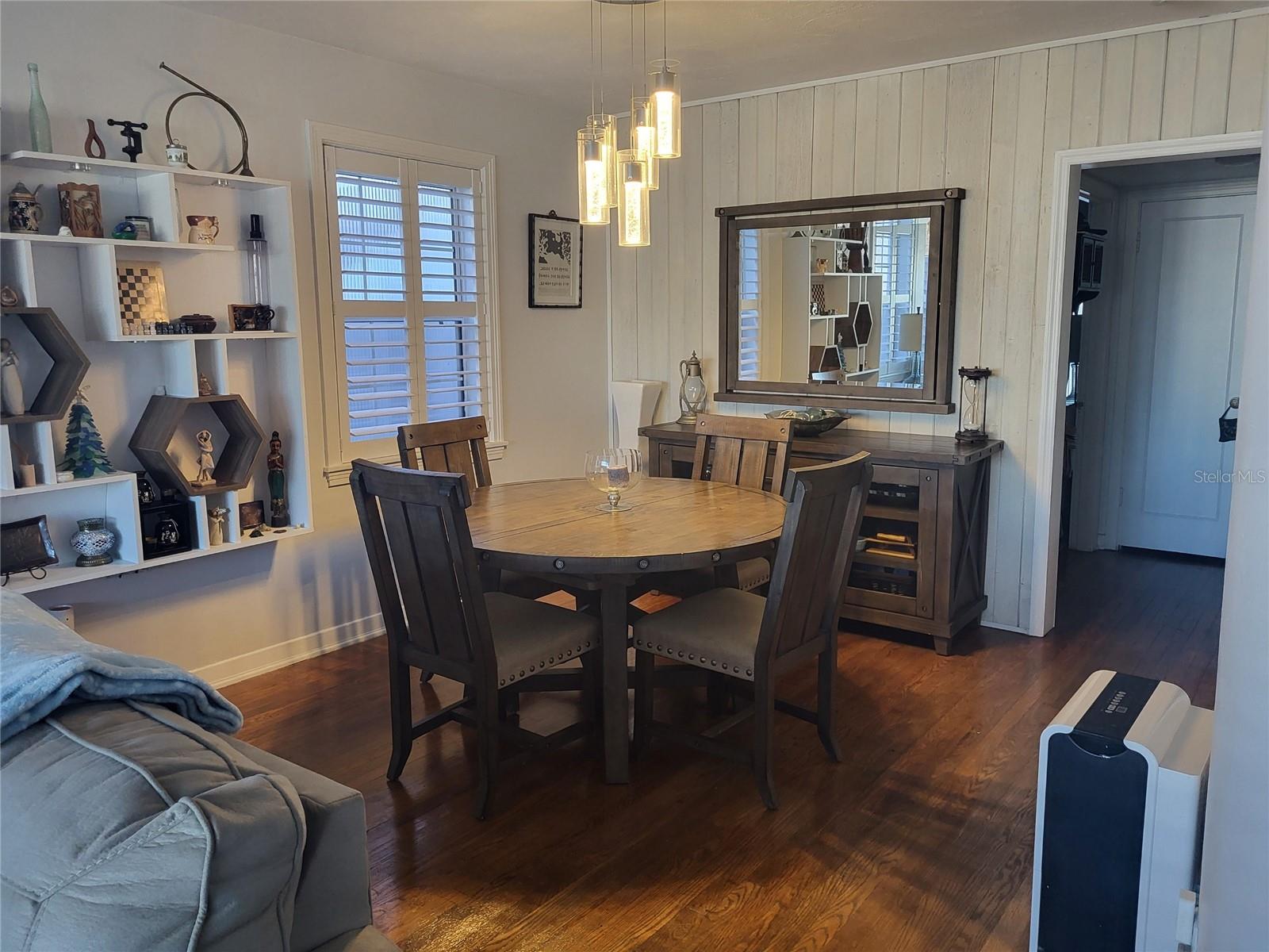 Image 6 of 9 For 488 Golf Boulevard