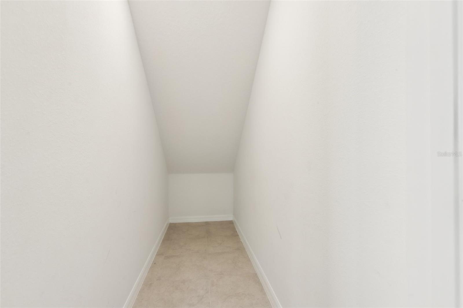 Image 16 of 54 For 11632 Castine Street