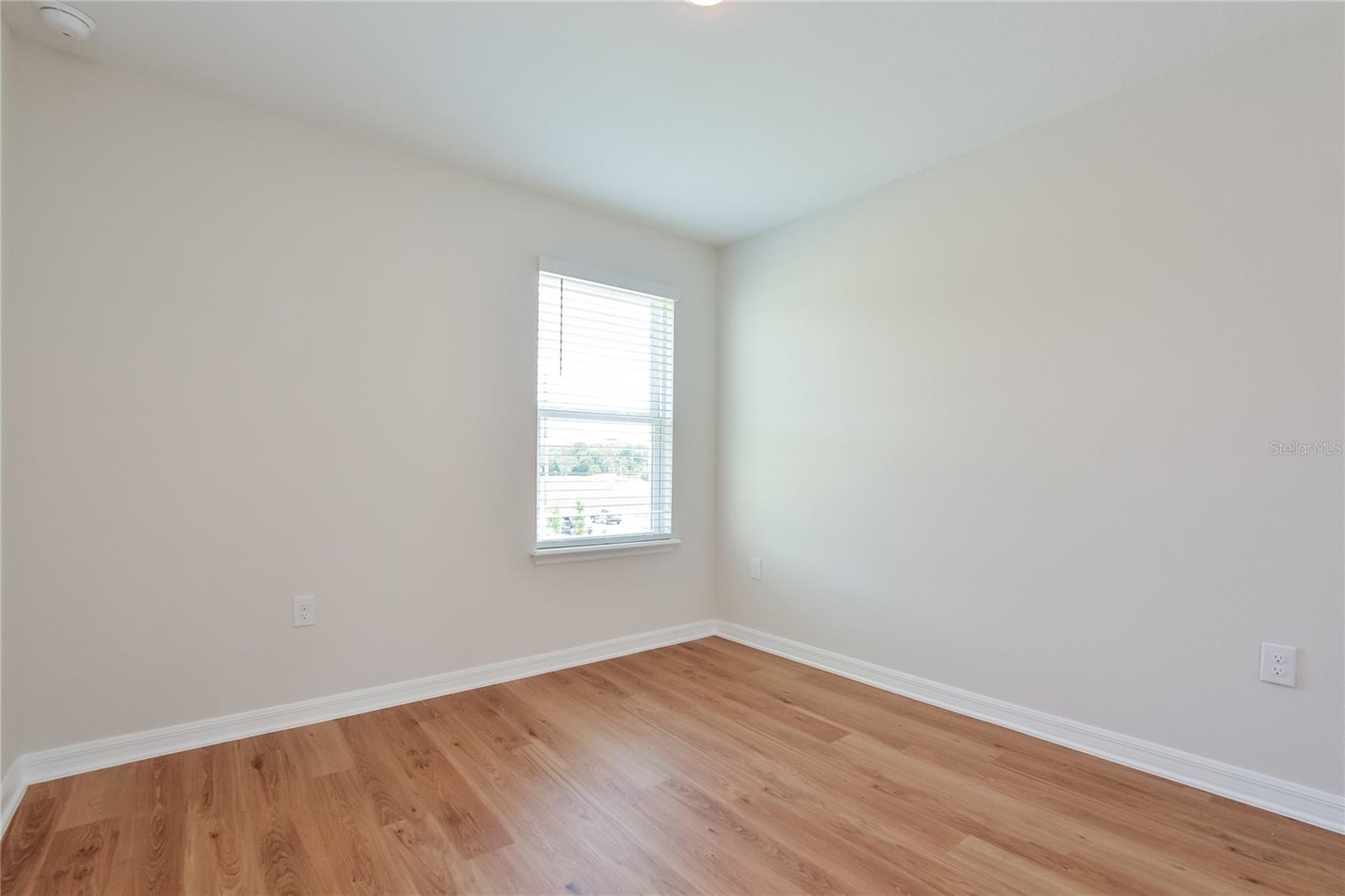 Image 10 of 15 For 5039 Starwood Place