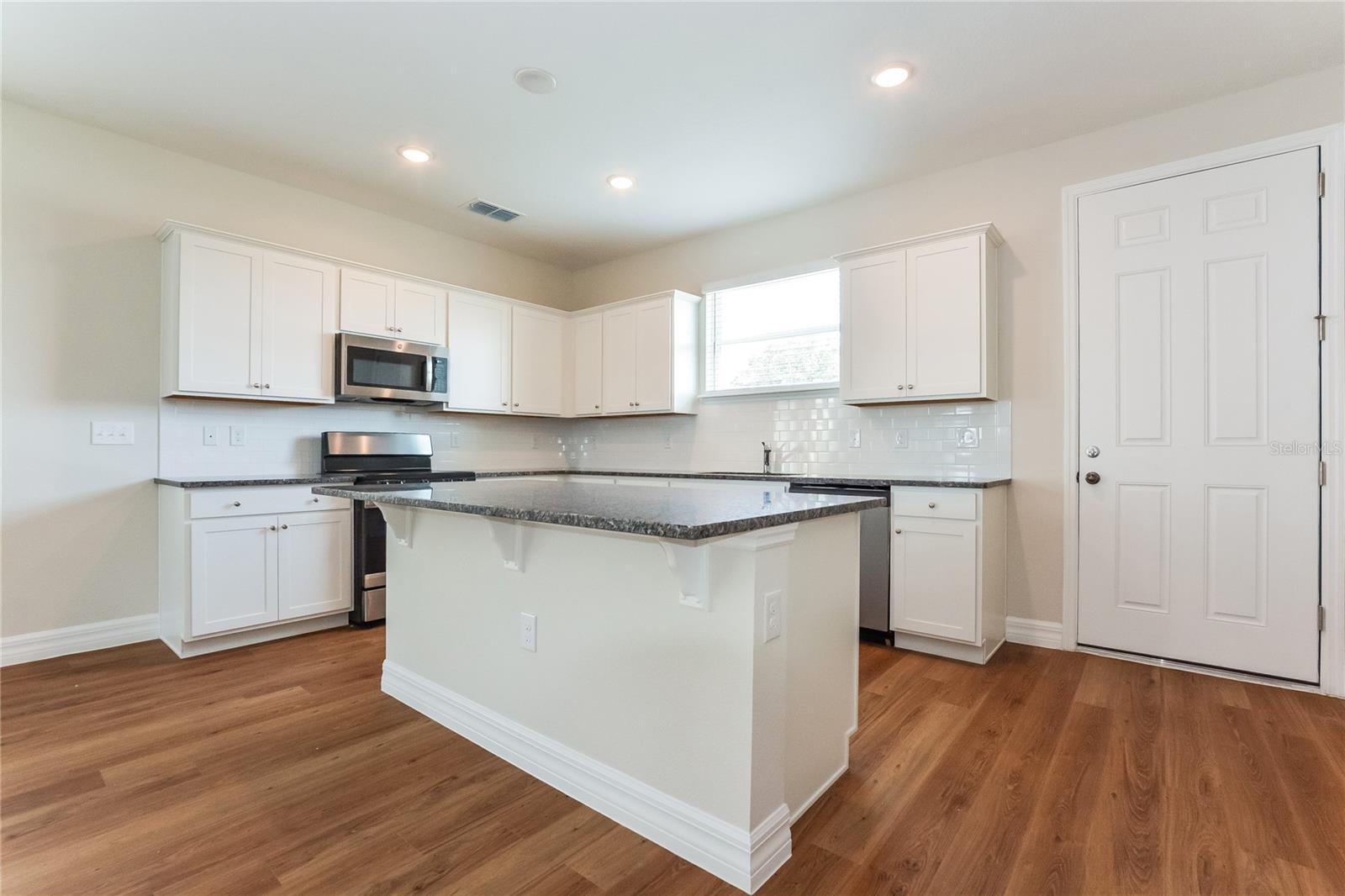 Image 6 of 15 For 5039 Starwood Place