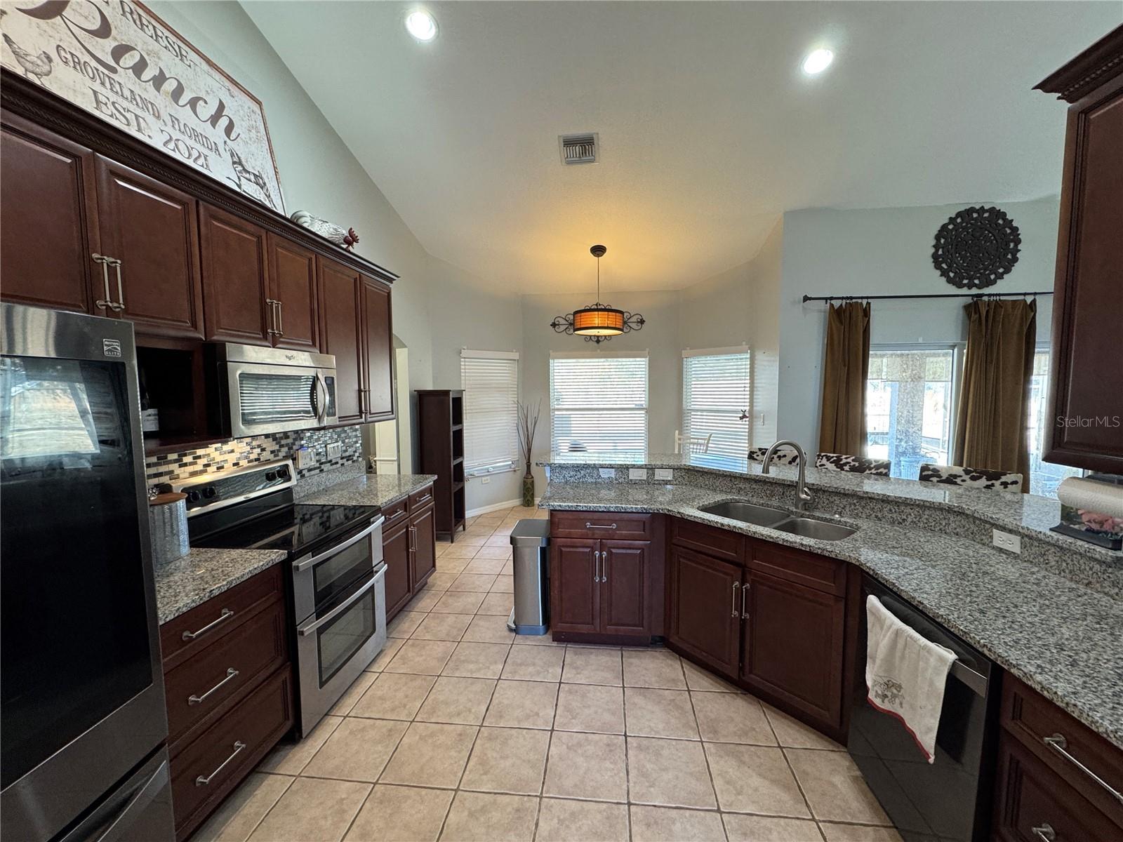 Image 39 of 53 For 17901 Coralwood Lane