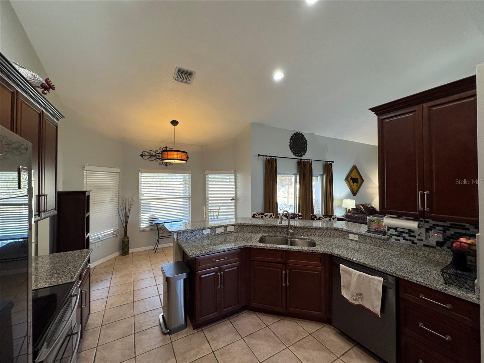Image 40 of 53 For 17901 Coralwood Lane