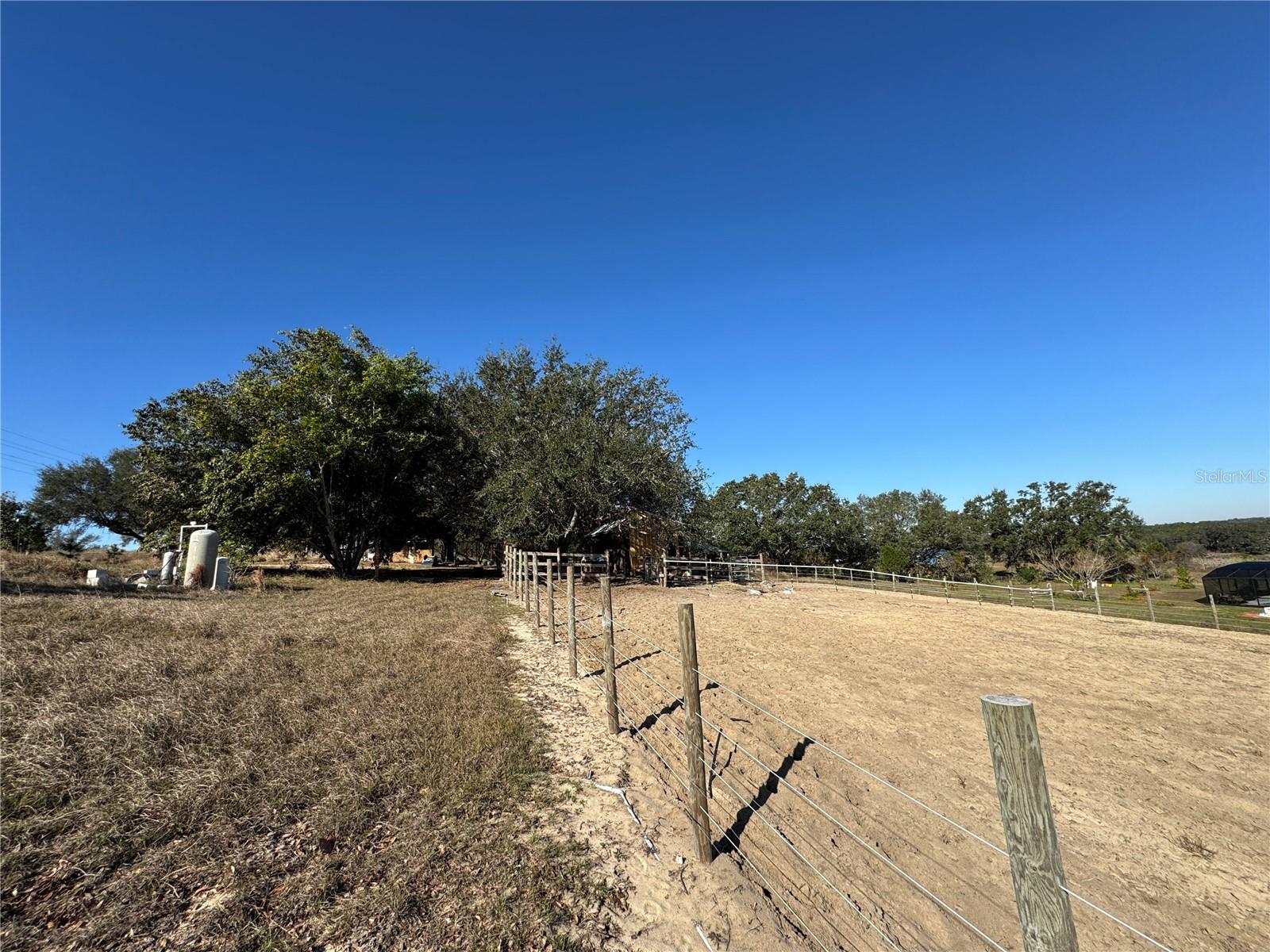 Image 9 of 53 For 17901 Coralwood Lane