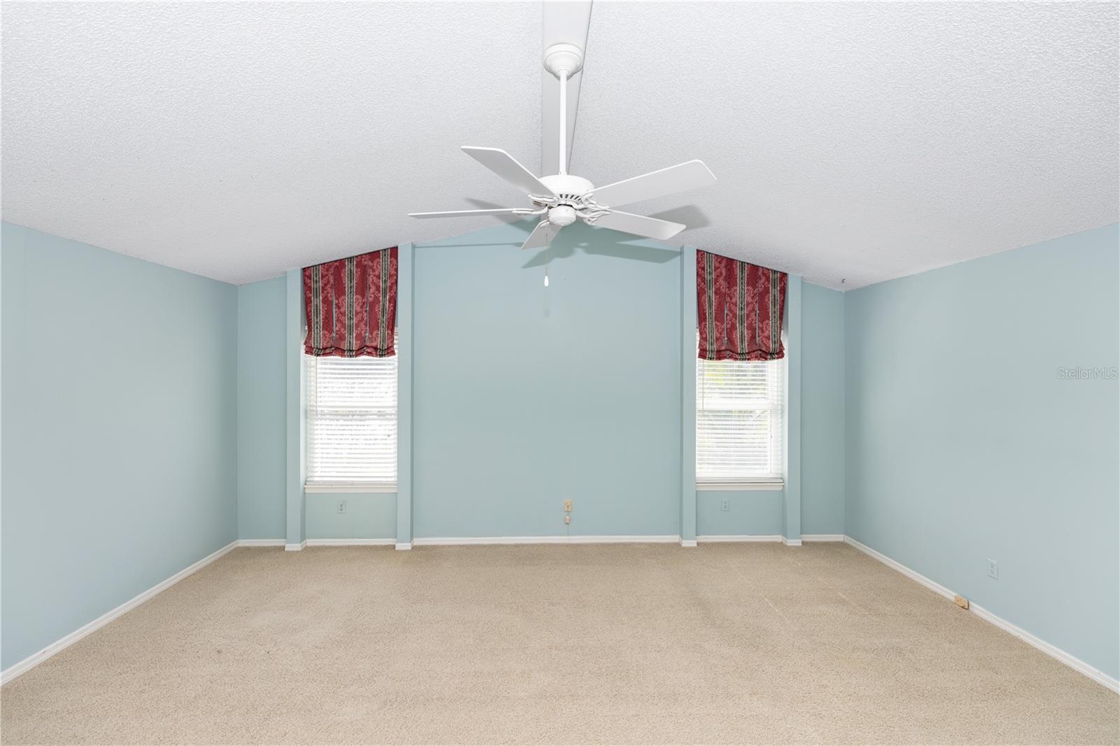 Image 15 of 46 For 3065 Bridgehampton Lane