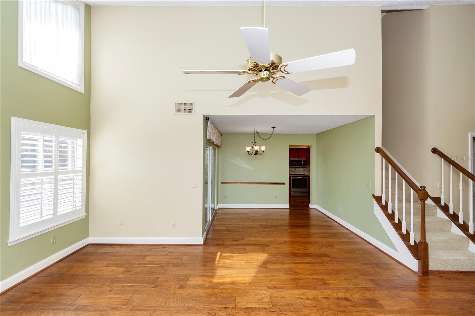 Image 5 of 46 For 3065 Bridgehampton Lane