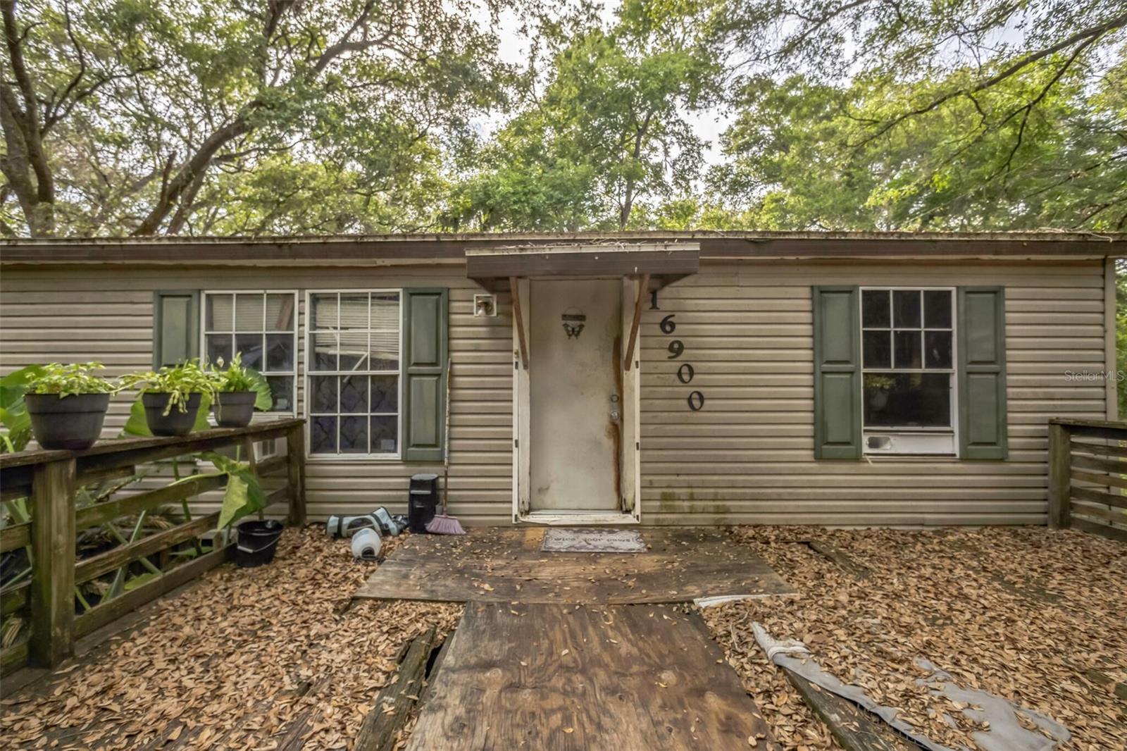 Image 2 of 21 For 16900 134th Avenue Road