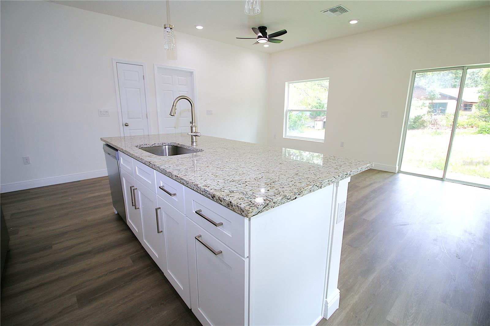 Image 11 of 30 For 8990 Glenarm Way