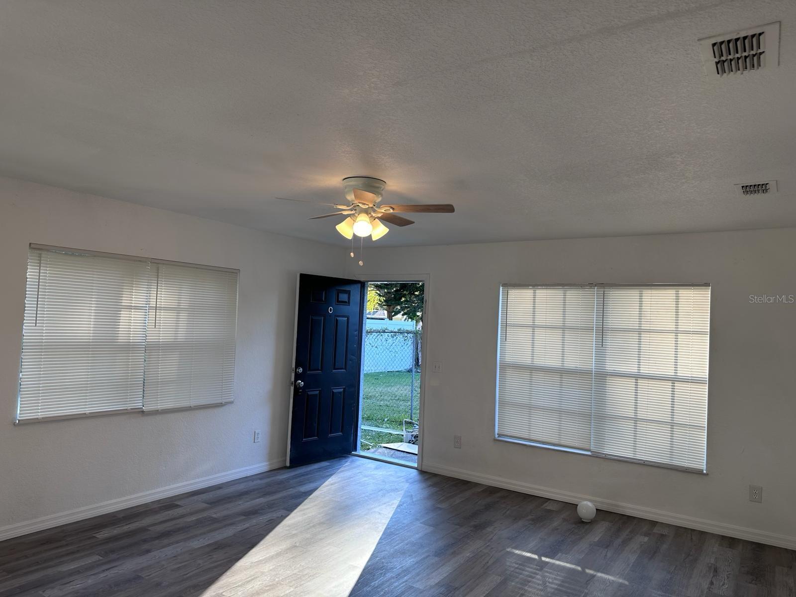 Image 10 of 11 For 3112 Avenue V Nw A