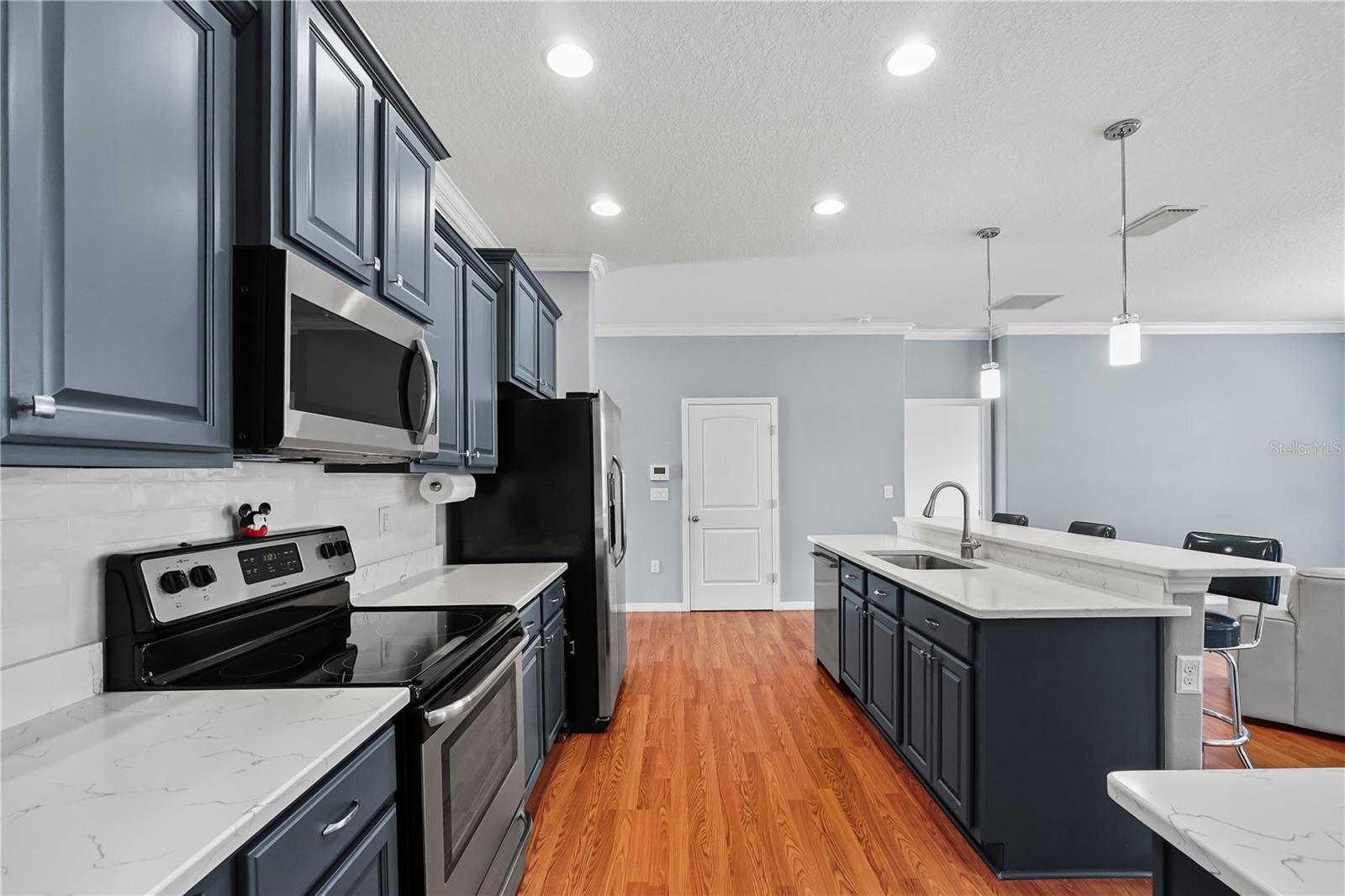 Image 10 of 56 For 2325 Bella Luna Circle