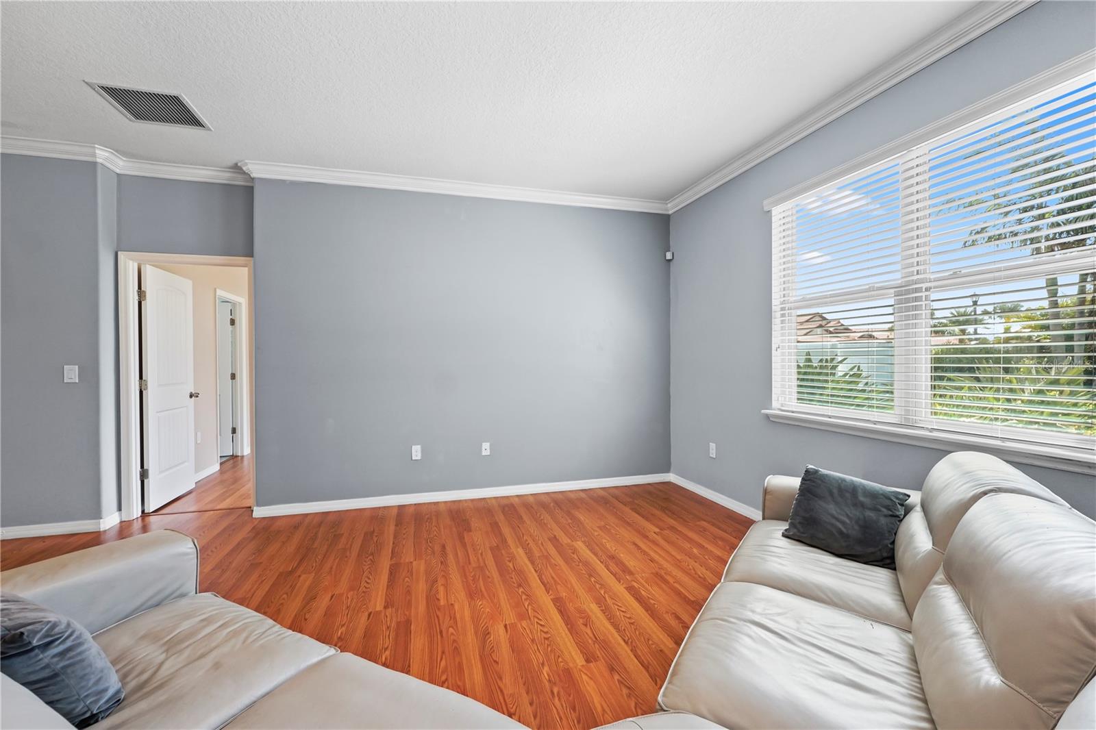 Image 17 of 56 For 2325 Bella Luna Circle
