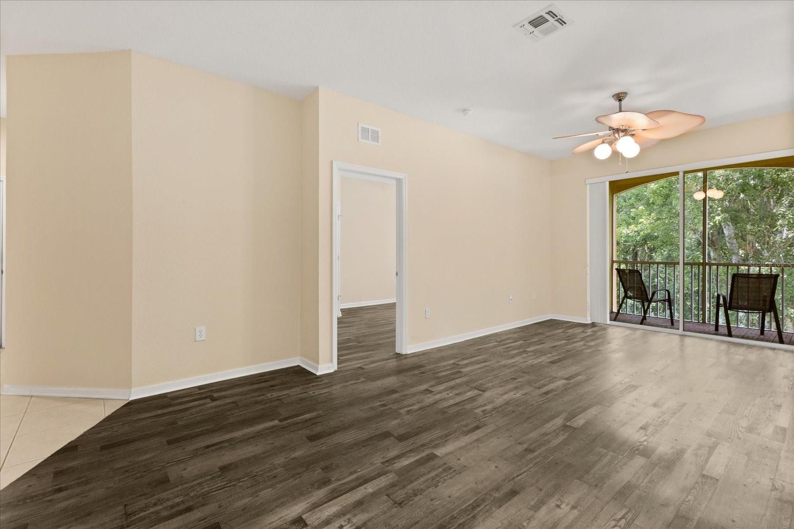 Image 10 of 35 For 6335 Contessa Drive 208