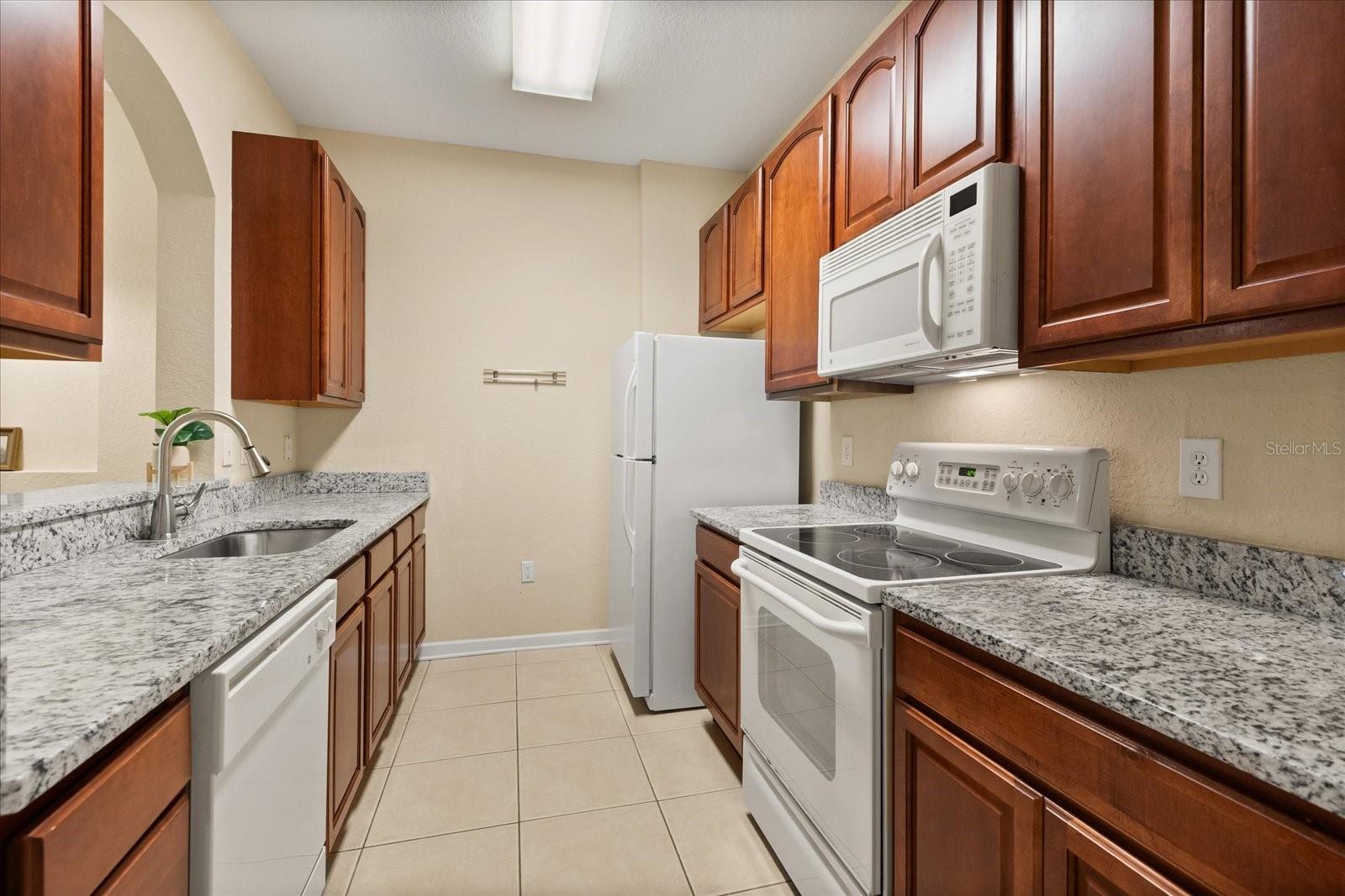 Image 4 of 35 For 6335 Contessa Drive 208