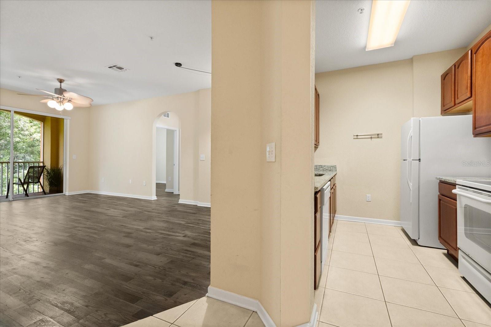 Image 7 of 35 For 6335 Contessa Drive 208