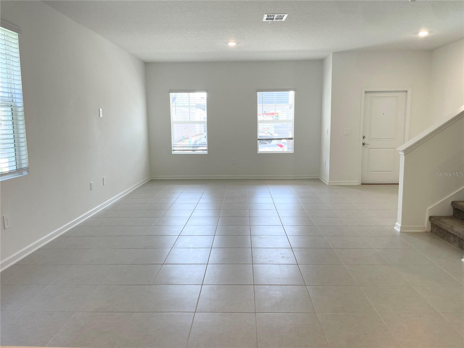 Image 11 of 28 For 738 Honeyrock Street