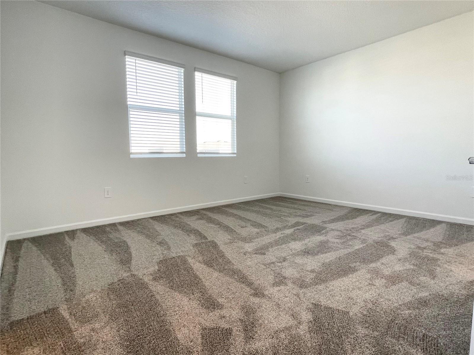 Image 21 of 28 For 738 Honeyrock Street