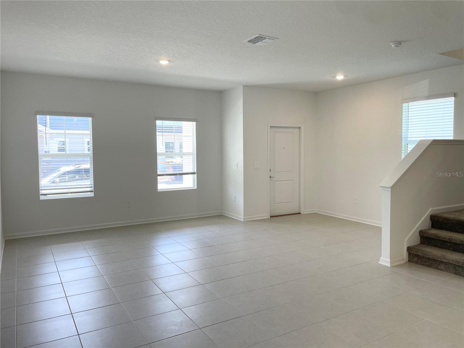 Image 4 of 28 For 738 Honeyrock Street