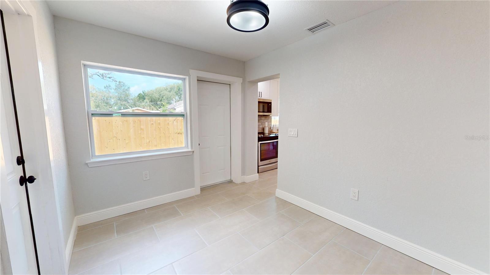 Image 19 of 27 For 2456 17th Avenue S