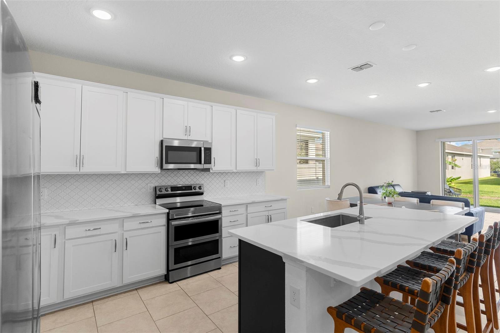 Image 15 of 49 For 1120 Mattie Pointe Boulevard