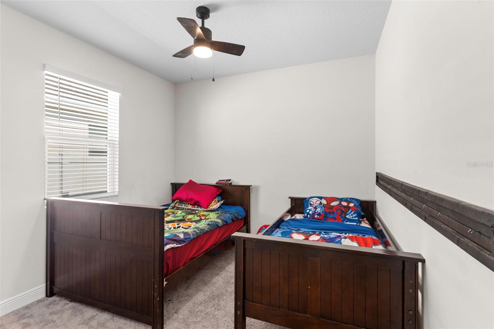 Image 33 of 49 For 1120 Mattie Pointe Boulevard