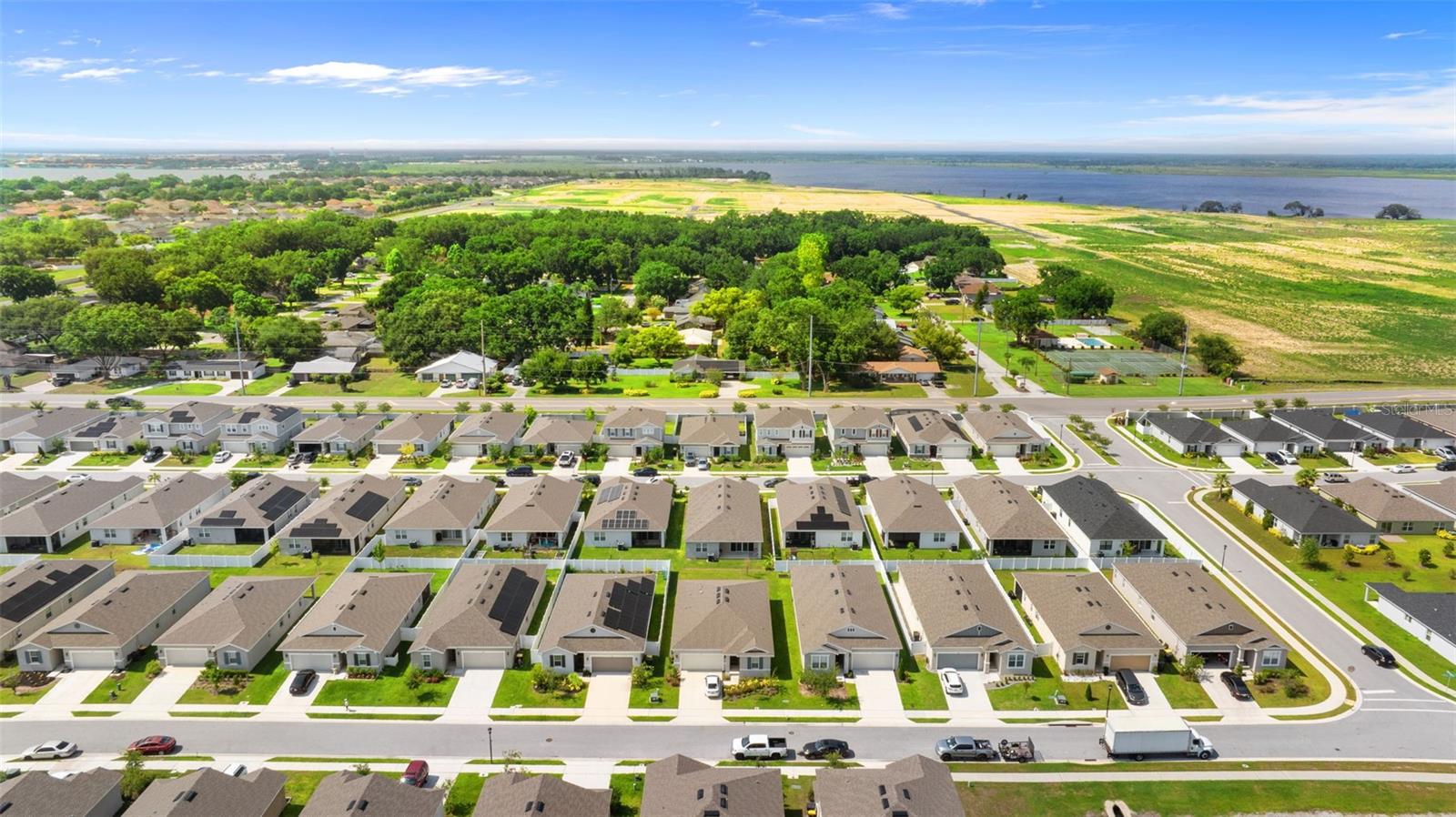Image 40 of 49 For 1120 Mattie Pointe Boulevard