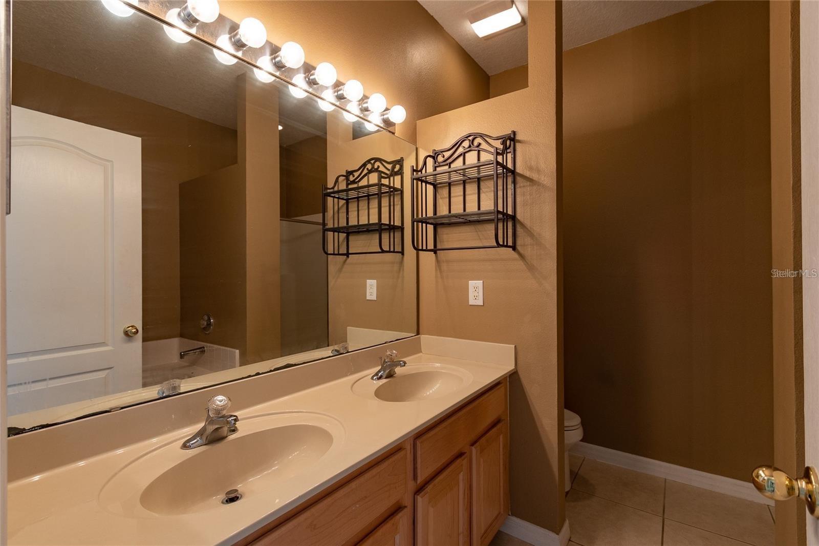 Image 18 of 31 For 116 Casa Marina Place