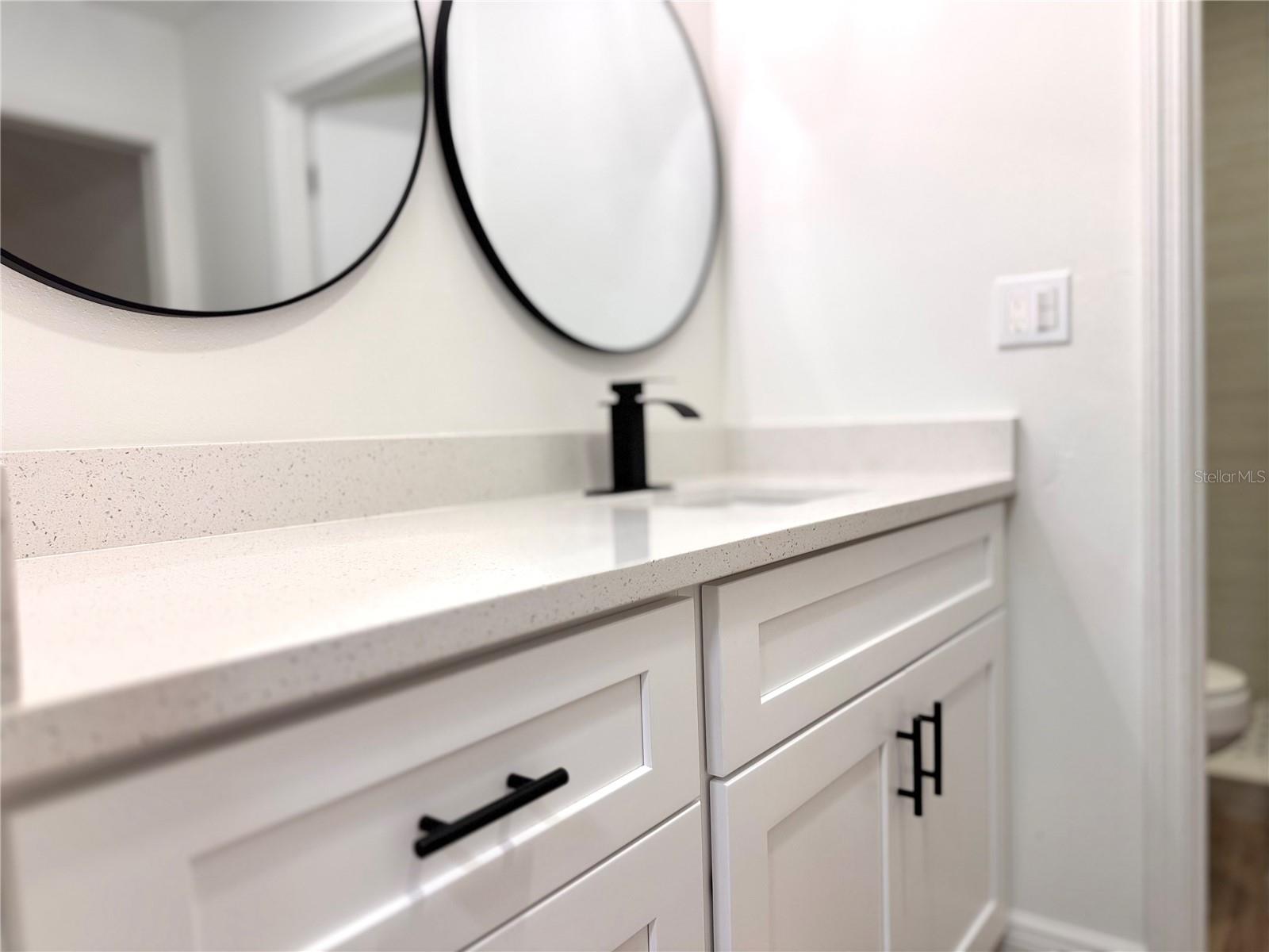 Image 18 of 22 For 406 Hunter Circle