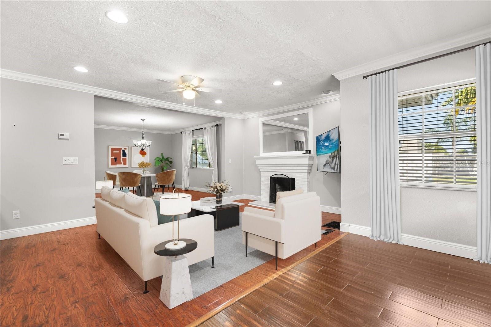 Image 4 of 48 For 465 Lakeshore Drive